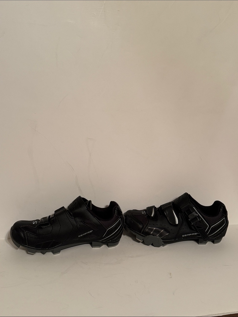 Women’s Black Mountain Biking Shoes with SPD Compatibility Size 7.5 Like New